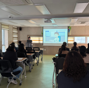 &nbsp; &nbsp;일자 : 4월 24일 (금)&nbsp; &nbsp;장소 : 사하구자원봉사센터 3층 프로그램실​&nbsp; &nbsp;사하구자원봉사센터에서 2026 상반기 자원봉사 활동처 관리자 보수교육이 진행되었습니다.&nbsp; &nbsp;20여명의 자원봉사 활동처 관리자들이 참여하여 현장사례와 함께 자원봉사 활동 관리에 대한 교육이 이루어졌고&nbsp; &nbsp;질의응답 시간을 통해 평소 궁금했던 사항들을 해소할 수 있는 시간이 되었습니다.&nbsp;